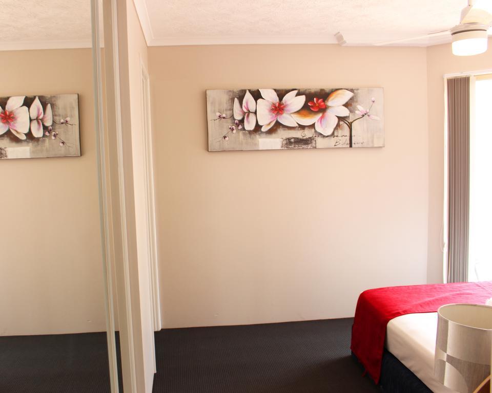 เซอร์เฟอร์ริเวอร์ไซด์อพาร์ทเม้น Aparthotel โกลด์โคสต์ ภายนอก รูปภาพ