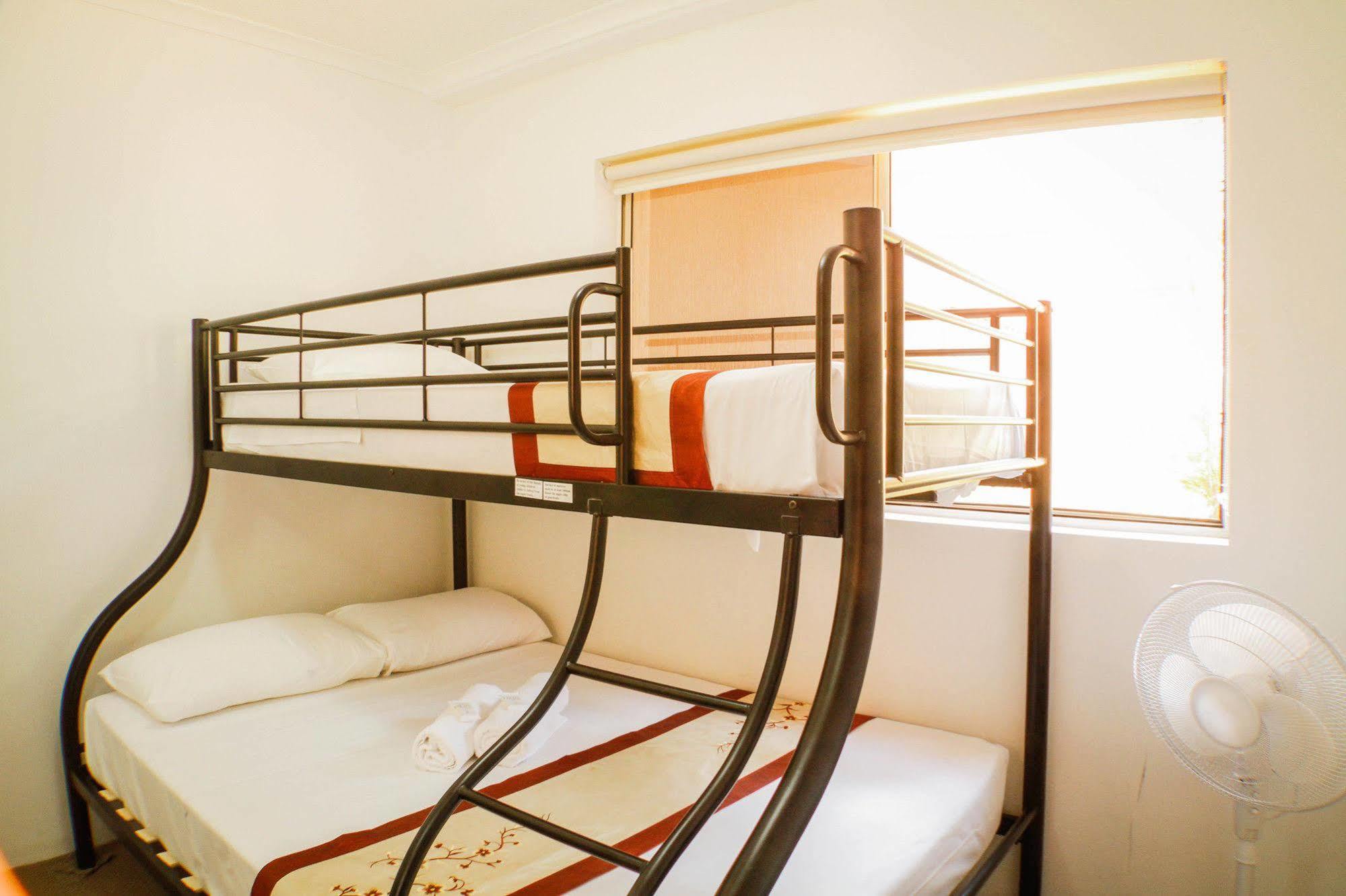เซอร์เฟอร์ริเวอร์ไซด์อพาร์ทเม้น Aparthotel โกลด์โคสต์ ภายนอก รูปภาพ