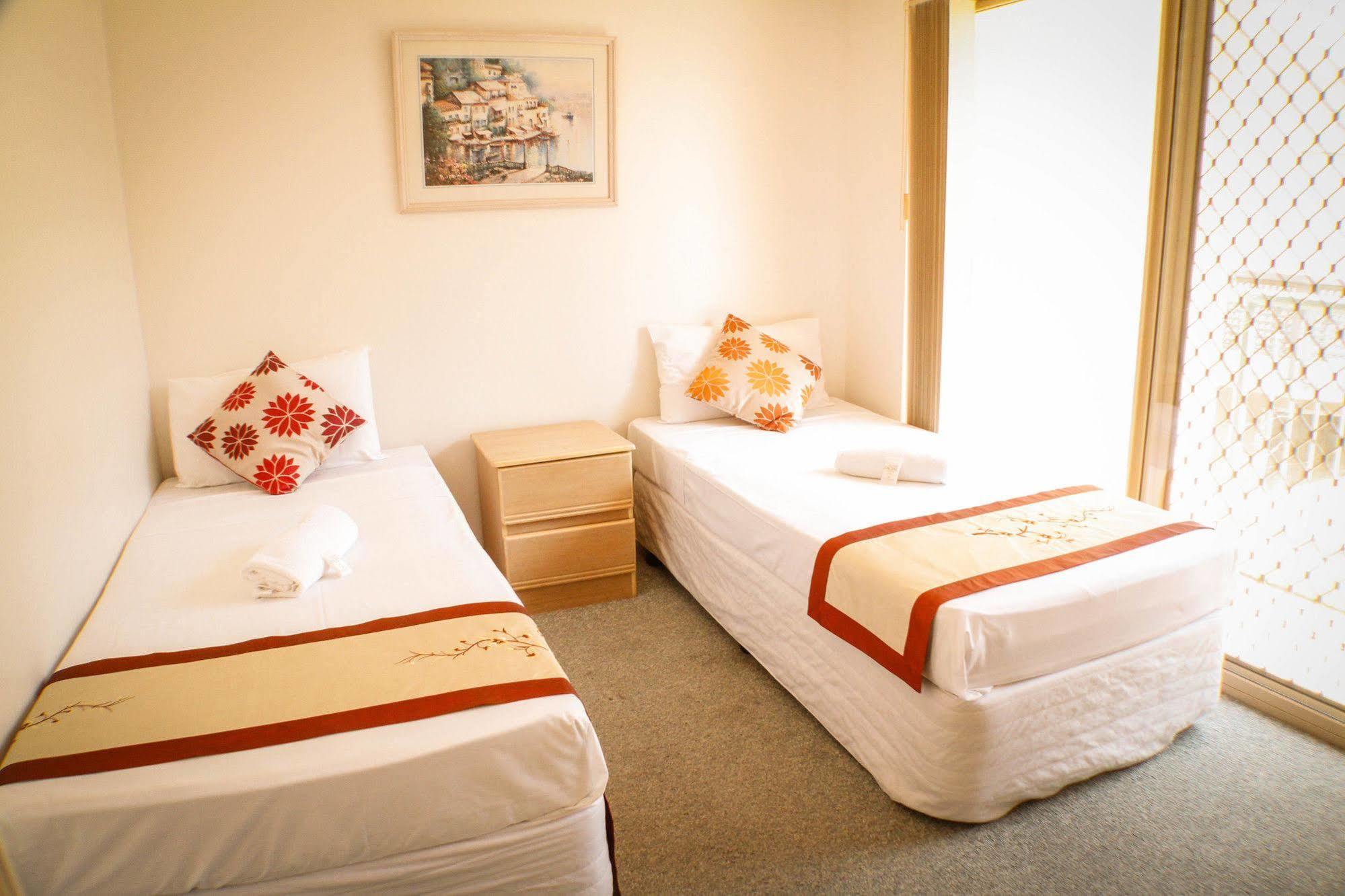เซอร์เฟอร์ริเวอร์ไซด์อพาร์ทเม้น Aparthotel โกลด์โคสต์ ภายนอก รูปภาพ